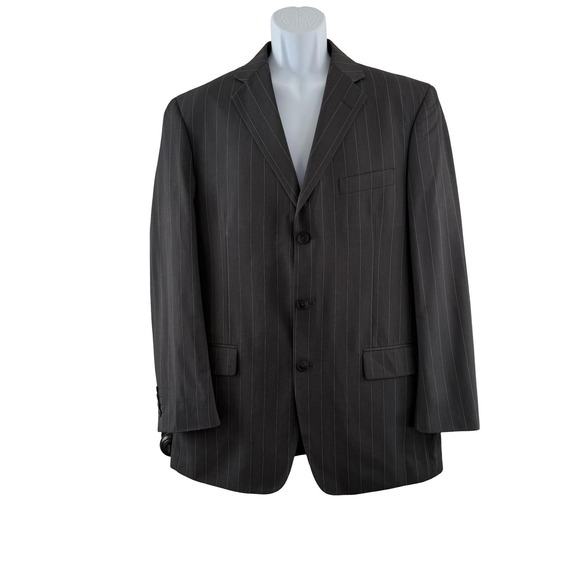 Insignia Collezione Other - Insignia Collezione Gray Pinstripe Three Button Sport Coat Blazer Men's 44R